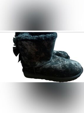 UGG Mini Bailey Bow Glimmer Black Boots Women's Size 10